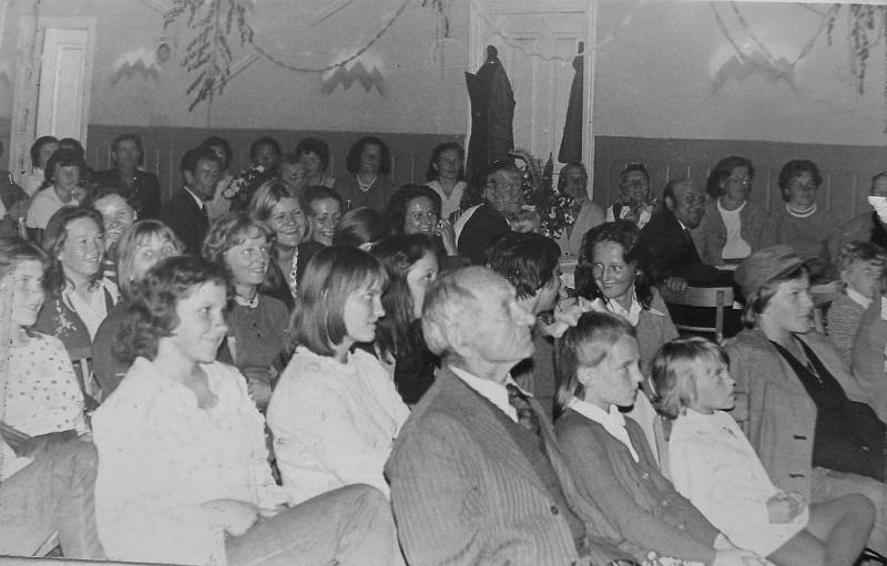 parafia polskokatolicka 1_42.jpg - Rok 1976.  Jasełka w sali Domu Ludowego